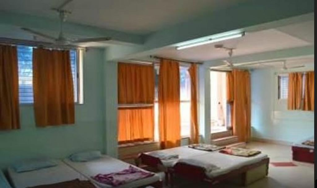 Sri Krishna Guest House & Reasturant Konarka Buitenkant foto